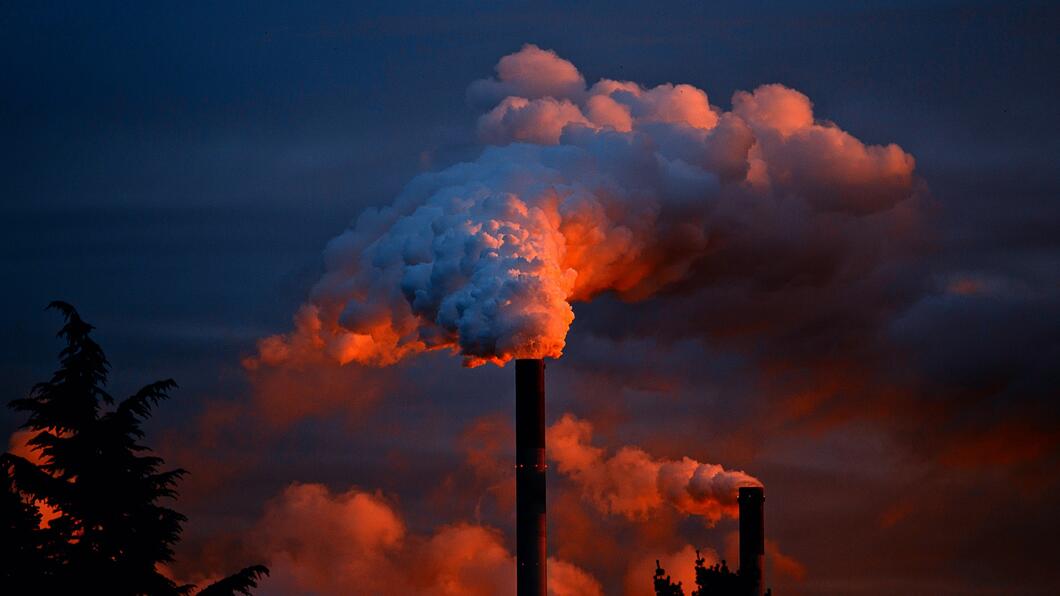 smoke-258786_1920.jpg