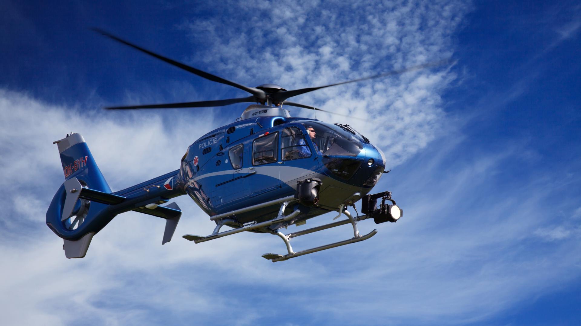 aviation-chopper-flight-41174.jpg