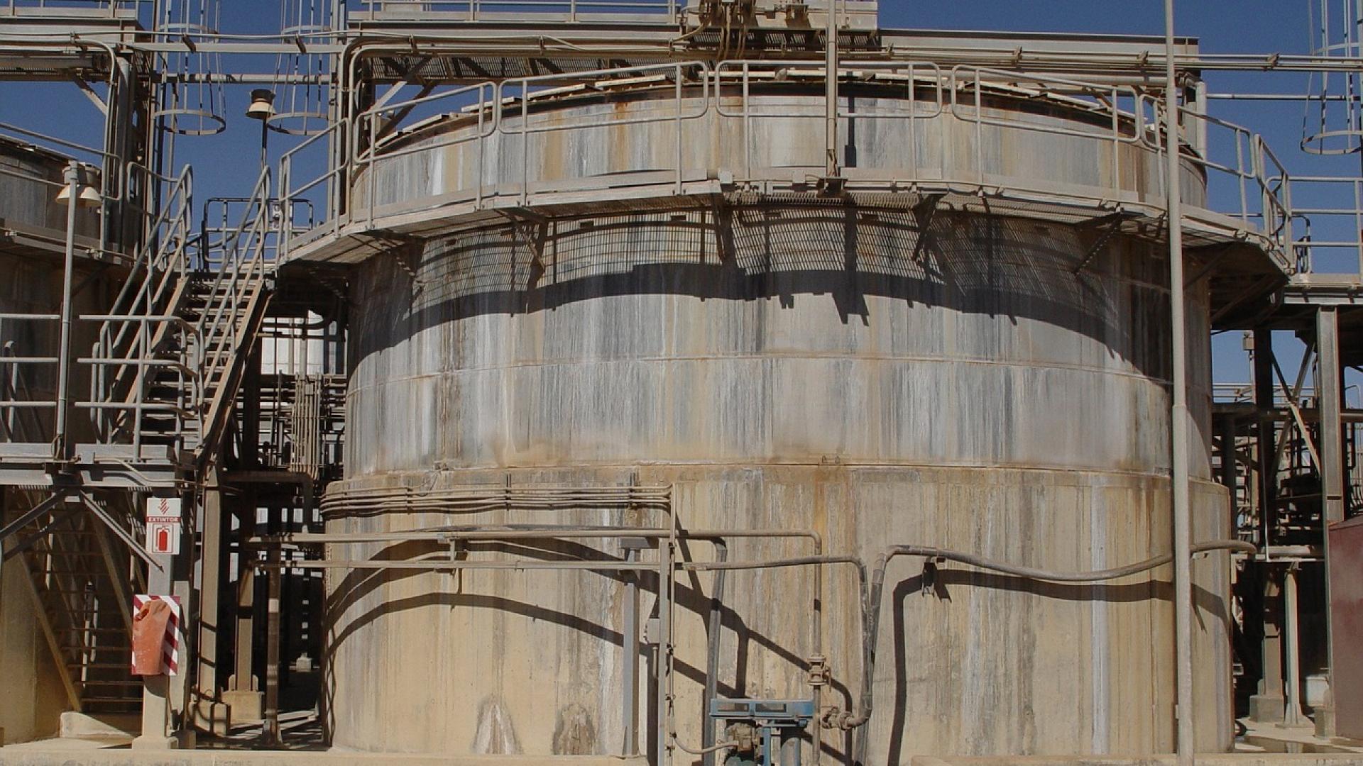 chemical-container-468939_1280.jpg